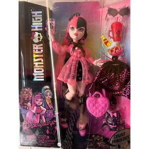 Monster High Doll – Deluxe Ghoul DRACULAURA Gen 3 – Mattel 2022